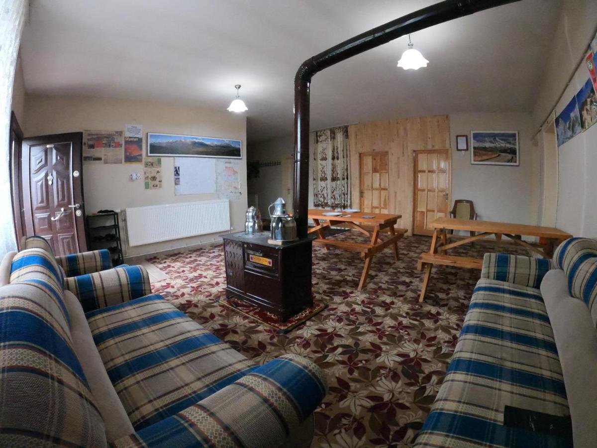 Taurus Guest House Cukurbag  Екстериор снимка