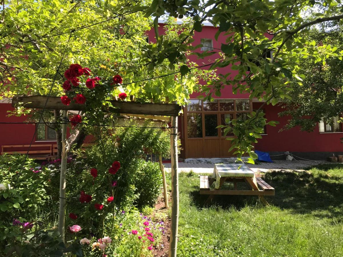 Taurus Guest House Cukurbag  Екстериор снимка
